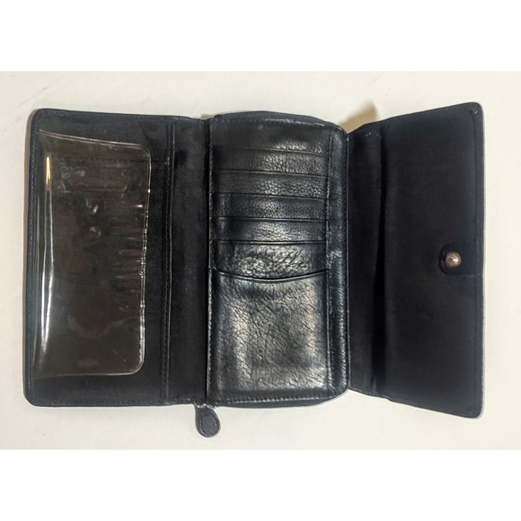 Wilsons Leather Fold Out Clutch Organizer Wallet - Picture 2 of 3